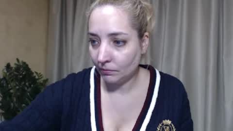 Mari online show from 02/12/26, 10:54