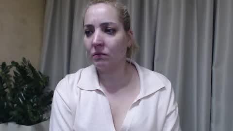 Mari online show from 03/05/26, 06:59