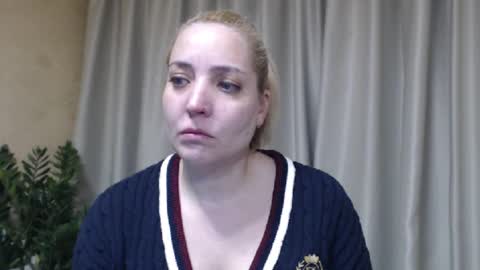 Mari online show from 03/24/26, 04:23