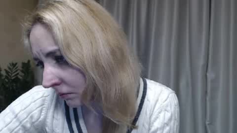 Mari online show from 04/07/26, 02:50