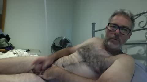 oiledcouple1 online show from 10/11/25, 11:53