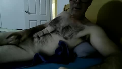 oiledcouple1 online show from 07/15/26, 07:35