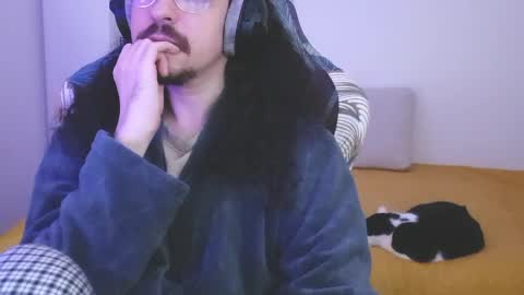 Snapshot of okako chatting on 04/02/26, 07:44 okako online show from 04/02/26, 07:44