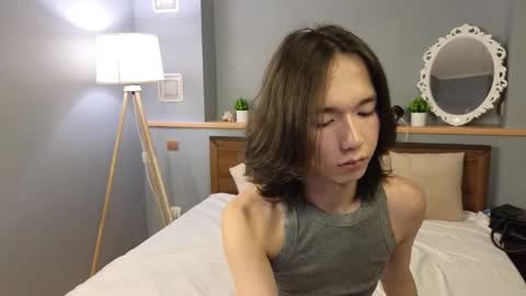 Ami online show from 10/17/25, 03:47