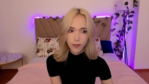 Snapshot of okerriella chatting on 06/04/26, 06:19 Ami online show from 06/04/26, 06:19