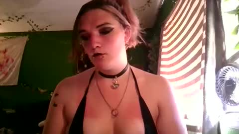 Snapshot of ol1v1abranch chatting on 04/05/26, 09:12 ol1v1abranch online show from 04/05/26, 09:12