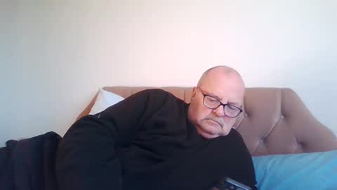 old_fkr online show from 01/18/25, 12:26