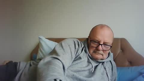 old_fkr online show from 01/24/25, 12:41