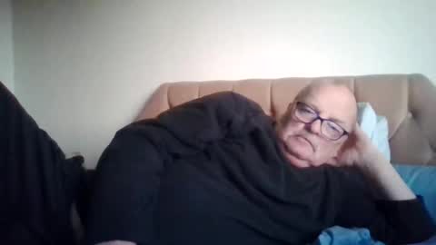 old_fkr online show from 02/06/25, 05:09