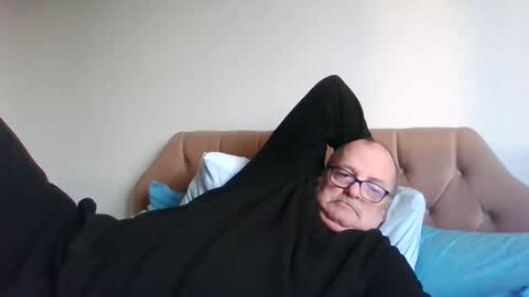 old_fkr online show from 03/04/25, 05:03