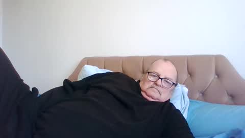 old_fkr online show from 03/06/25, 11:36