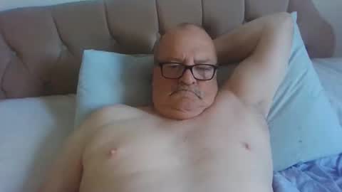 old_fkrr_ online show from 09/28/25, 08:20