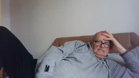 old_fkrr_ online show from 10/02/25, 10:11