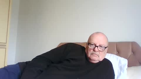 old_fkrr_ online show from 04/17/26, 09:01