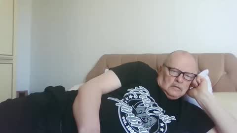 old_fkrr_ online show from 04/24/26, 09:56