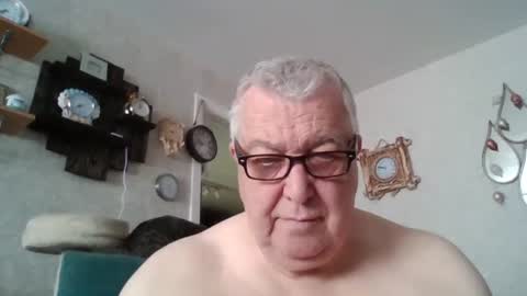 Fergus online show from 03/30/26, 09:43