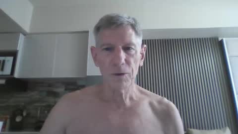 George online show from 11/21/25, 07:51