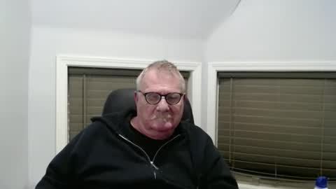 Snapshot of oldguybigd chatting on 02/10/26, 03:54 oldguybigd online show from 02/10/26, 03:54