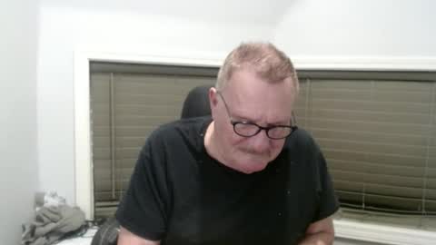 oldguybigd online show from 04/23/26, 04:35