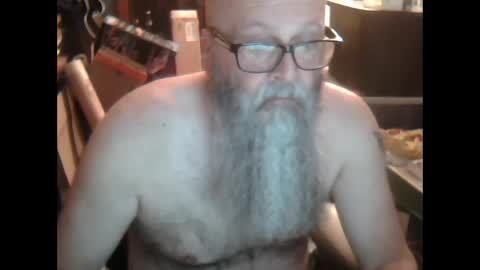 oldman196262 online show from 02/16/25, 01:38