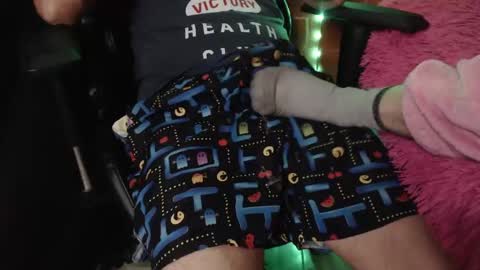 Snapshot of oldmanandgirlishlady chatting on 02/18/25, 02:16 Kate 22 and Michael 45 online show from 02/18/25, 02:16