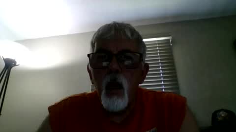 Snapshot of oldmiguy chatting on 06/06/26, 08:13 OldMIGUY online show from 06/06/26, 08:13