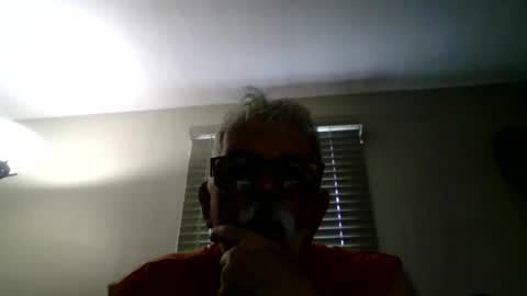 Snapshot of oldmiguy chatting on 07/10/26, 07:38 OldMIGUY online show from 07/10/26, 07:38
