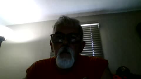 Snapshot of oldmiguy chatting on 07/18/26, 07:50 OldMIGUY online show from 07/18/26, 07:50