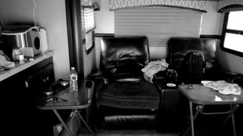 Snapshot of oldskoolll chatting on 09/16/25, 12:22 oldskoolll online show from 09/16/25, 12:22