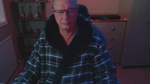 oldveteranuk online show from 11/24/25, 05:07