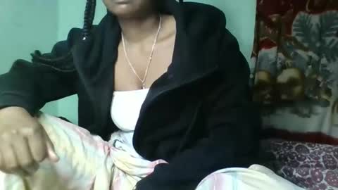 Snapshot of olgaaldy chatting on 09/28/25, 02:28 olgaaldy online show from 09/28/25, 02:28