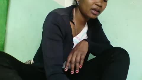 Snapshot of olgaaldy chatting on 10/20/25, 06:47 olgaaldy online show from 10/20/25, 06:47