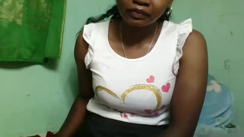 Snapshot of olgaaldy chatting on 11/15/25, 07:05 olgaaldy online show from 11/15/25, 07:05