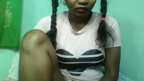 Snapshot of olgaaldy chatting on 12/17/25, 04:51 olgaaldy online show from 12/17/25, 04:51