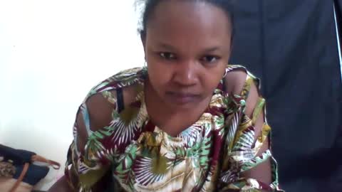 Snapshot of olgaaldy chatting on 06/14/26, 04:31 olgaaldy online show from 06/14/26, 04:31