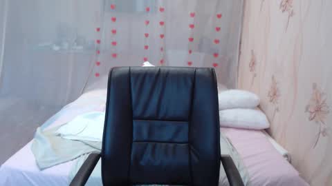 OlgaHottie online show from 09/20/25, 10:00