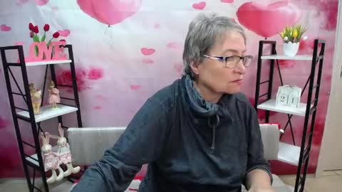 OlgaLuck online show from 04/21/26, 05:03