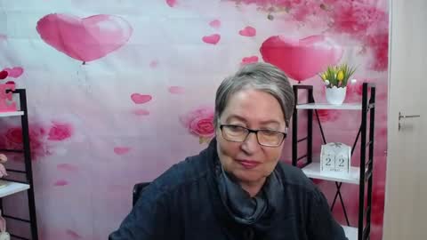 OlgaLuck online show from 04/22/26, 05:54