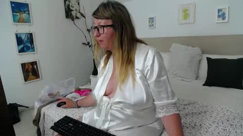 Snapshot of olgapavlova chatting on 06/06/26, 02:11 Olga Pavlova online show from 06/06/26, 02:11