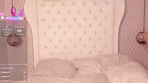 oliiverr22 online show from 10/20/25, 03:29