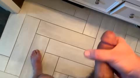 Snapshot of olij2667 chatting on 12/14/24, 03:47 olij2667 online show from 12/14/24, 03:47