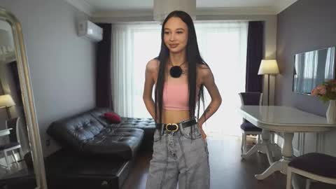 Olimpia online show from 03/19/26, 05:55