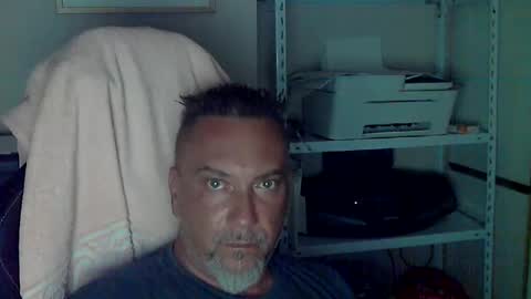 Snapshot of olimpio1230 chatting on 05/28/26, 04:04 olimpio1230 online show from 05/28/26, 04:04