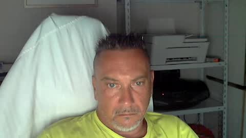 Snapshot of olimpio1230 chatting on 06/25/26, 06:56 olimpio1230 online show from 06/25/26, 06:56