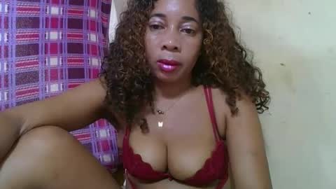 olinaa online show from 04/21/26, 12:23