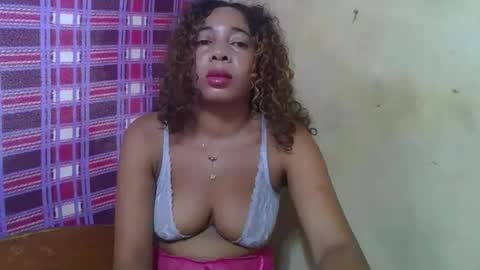 olinaa online show from 04/21/26, 02:51