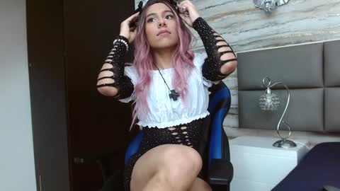 Snapshot of oliver__brown chatting on 12/09/24, 10:20 Oliver online show from 12/09/24, 10:20