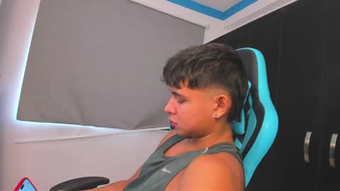 Oliver bray online show from 10/24/25, 06:26