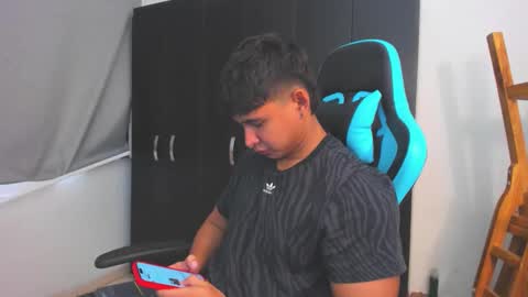 Oliver bray online show from 12/04/25, 05:10