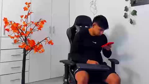 Snapshot of oliver_bray chatting on 01/08/26, 03:14 Oliver bray online show from 01/08/26, 03:14